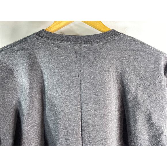 Lion King Graphic Gray Simba Timon Pumbaa Disney T-Shirt Men's Size Large 42-44 - Picture 7 of 7